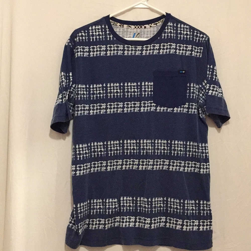 Amplify boys pocket tee shirt xl 18/20 blue/ White